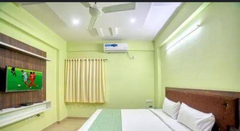 Radiant Hotel,andheri East Terminal 1,2 Mumbai