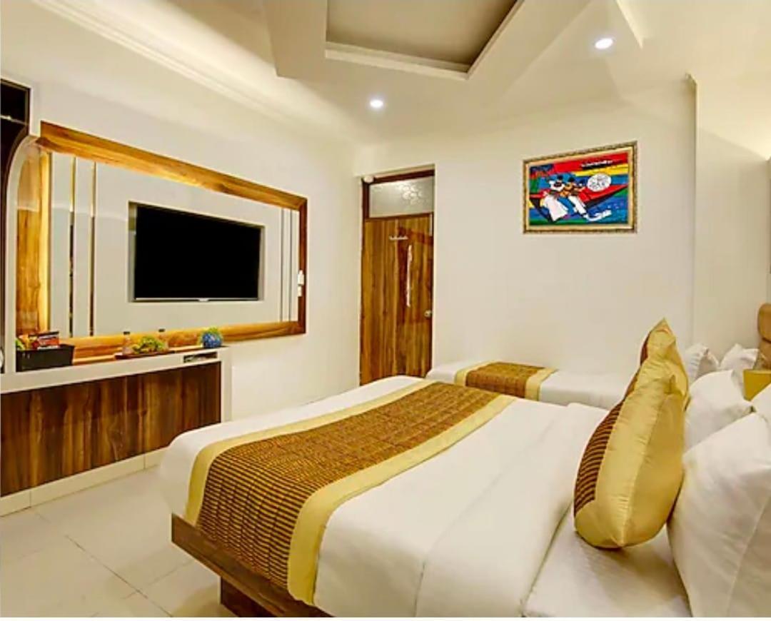 Radiant Hotel,andheri East Terminal 1,2 3* Mumbai