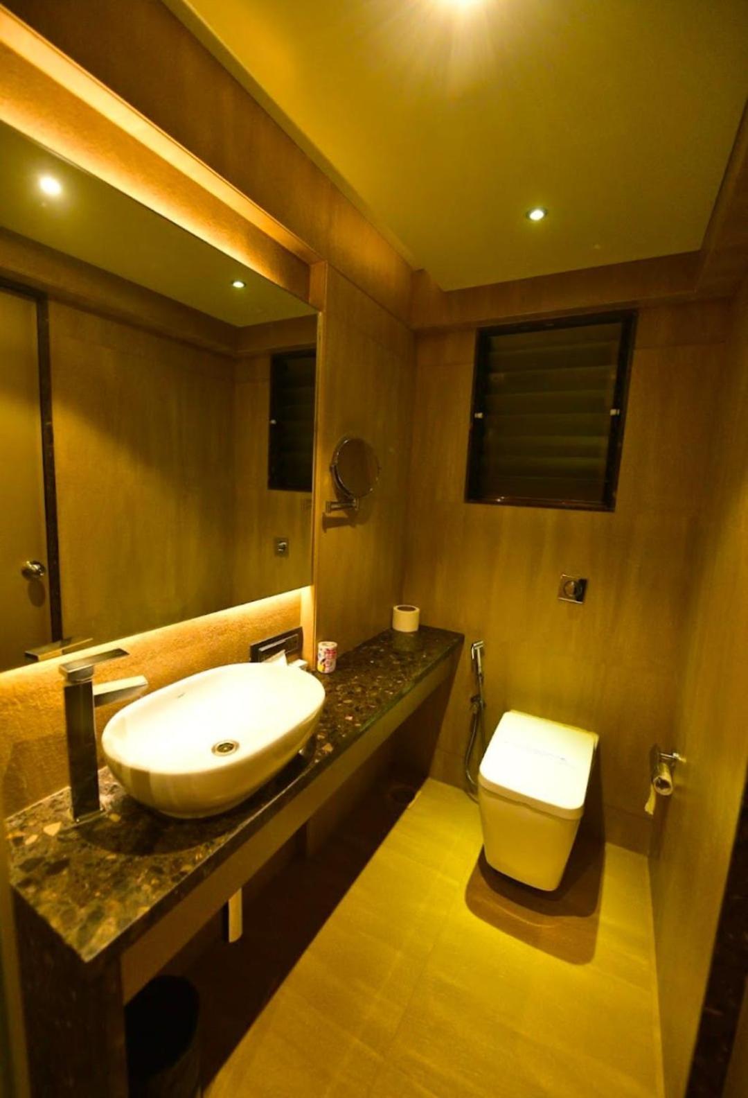 Hotel Radiant Hotel,andheri East Terminal 1,2